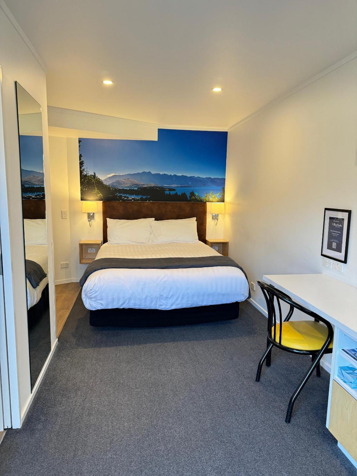 Blue Peaks Motel